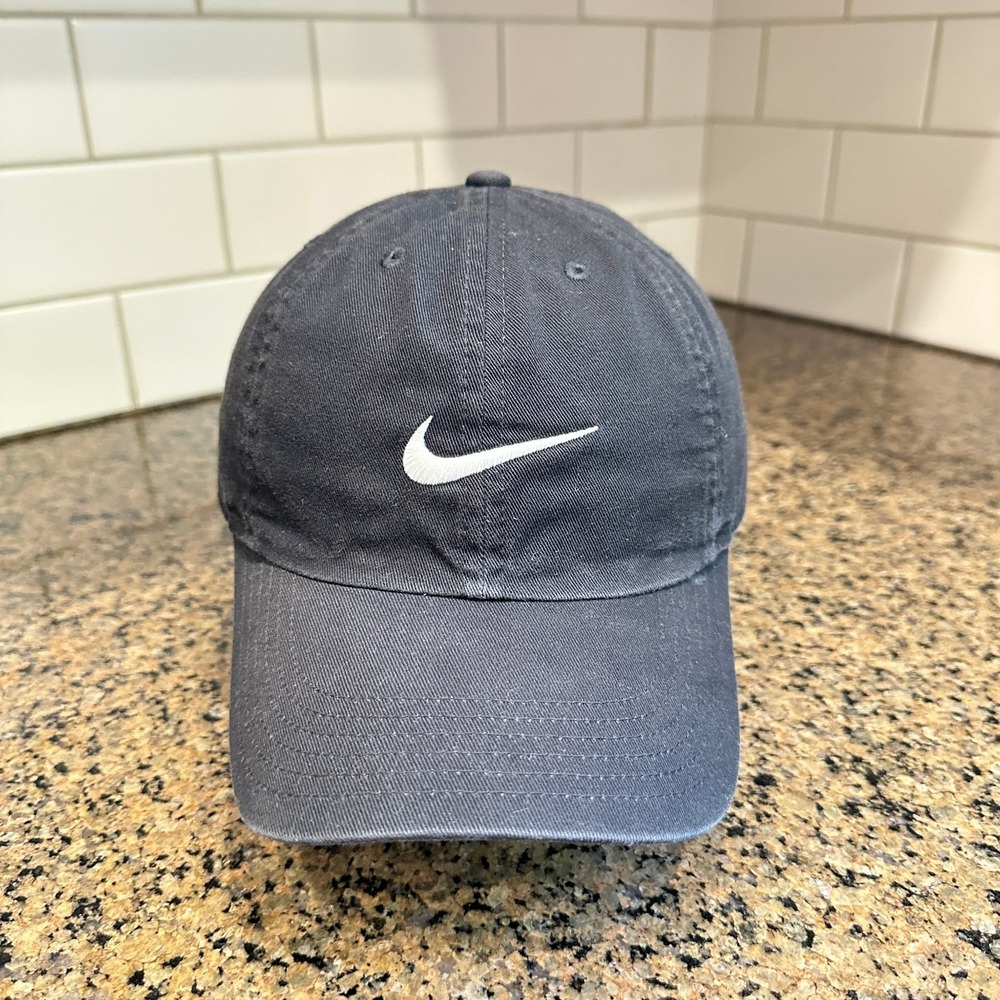 Nike Heritage86 Adjustable Baseball Hat Mens One Size Black Cotton